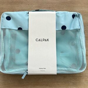 Calpak set of 5 packing cubes polka dot baby blue